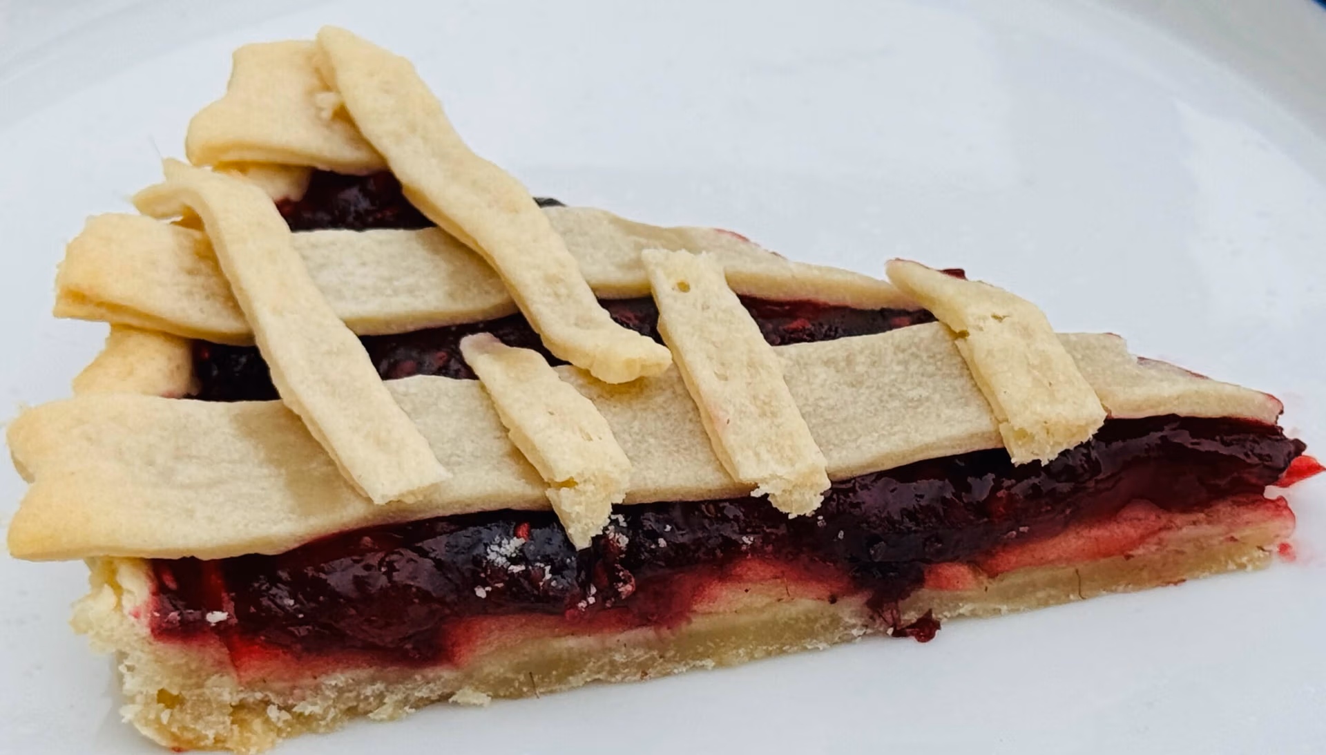 You Will Love This Simple and Delicious Apple Berry Tart Recipe