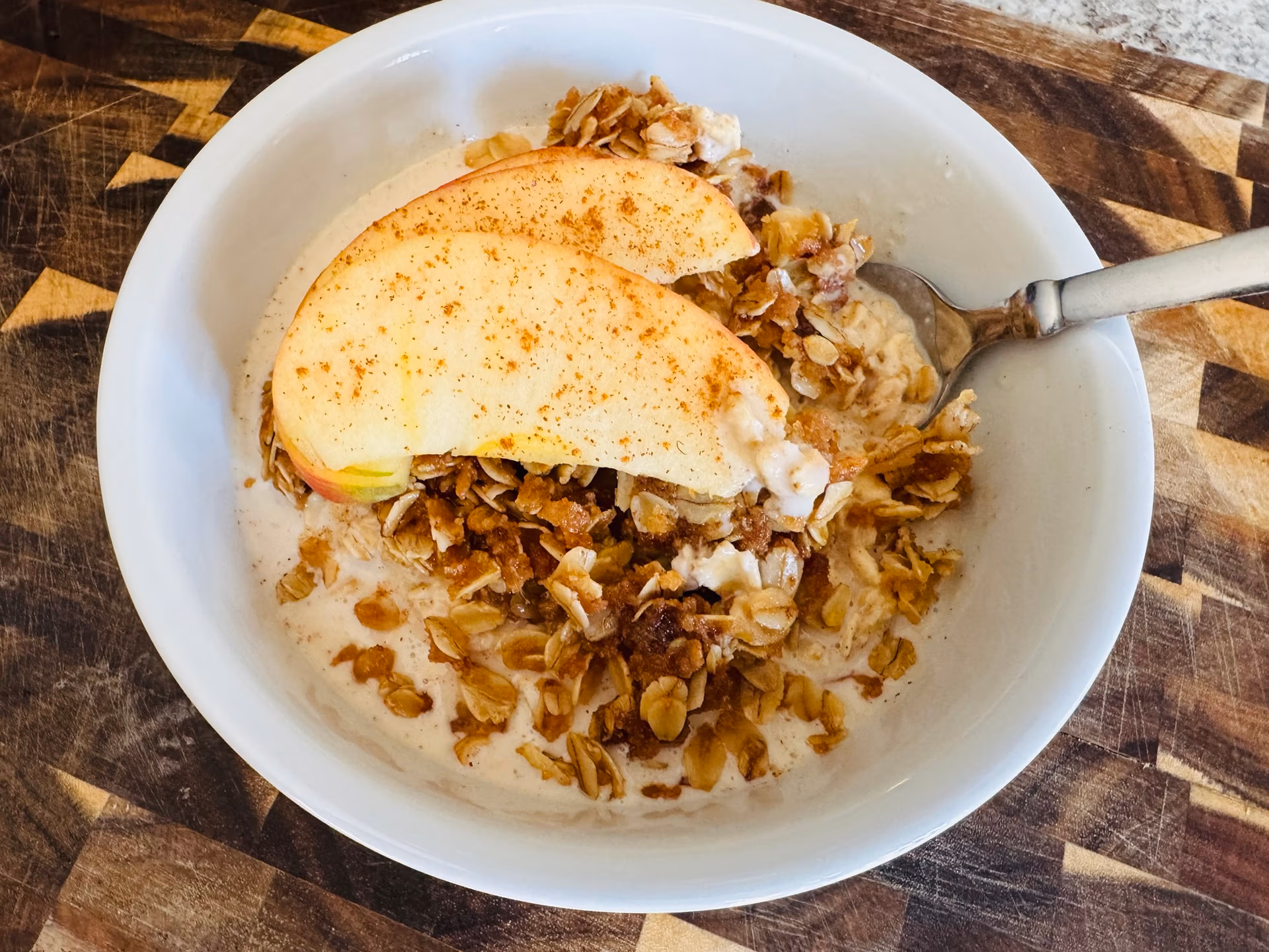 This Satisfying Apple Strudel Overnight Oats Will Be Your New Go-To