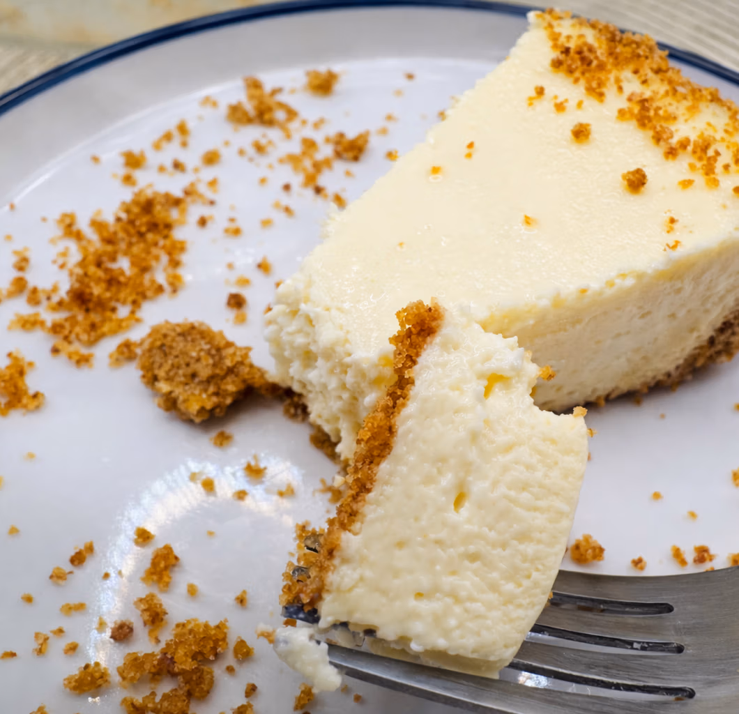 Cheesecake With Graham Cracker Crust